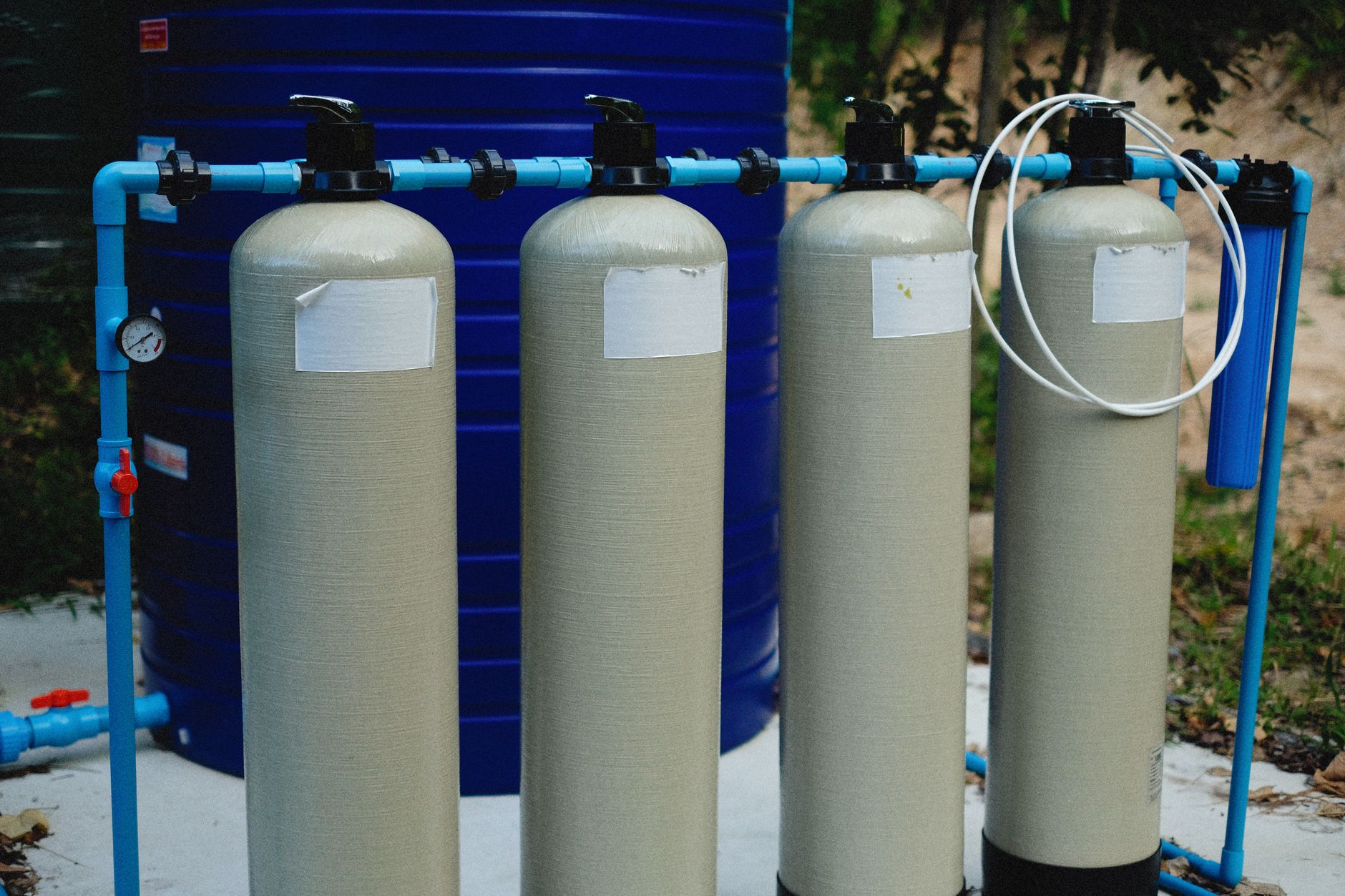 Comparação lado a lado entre purificador Everest Plus Inverter e Everest Foz